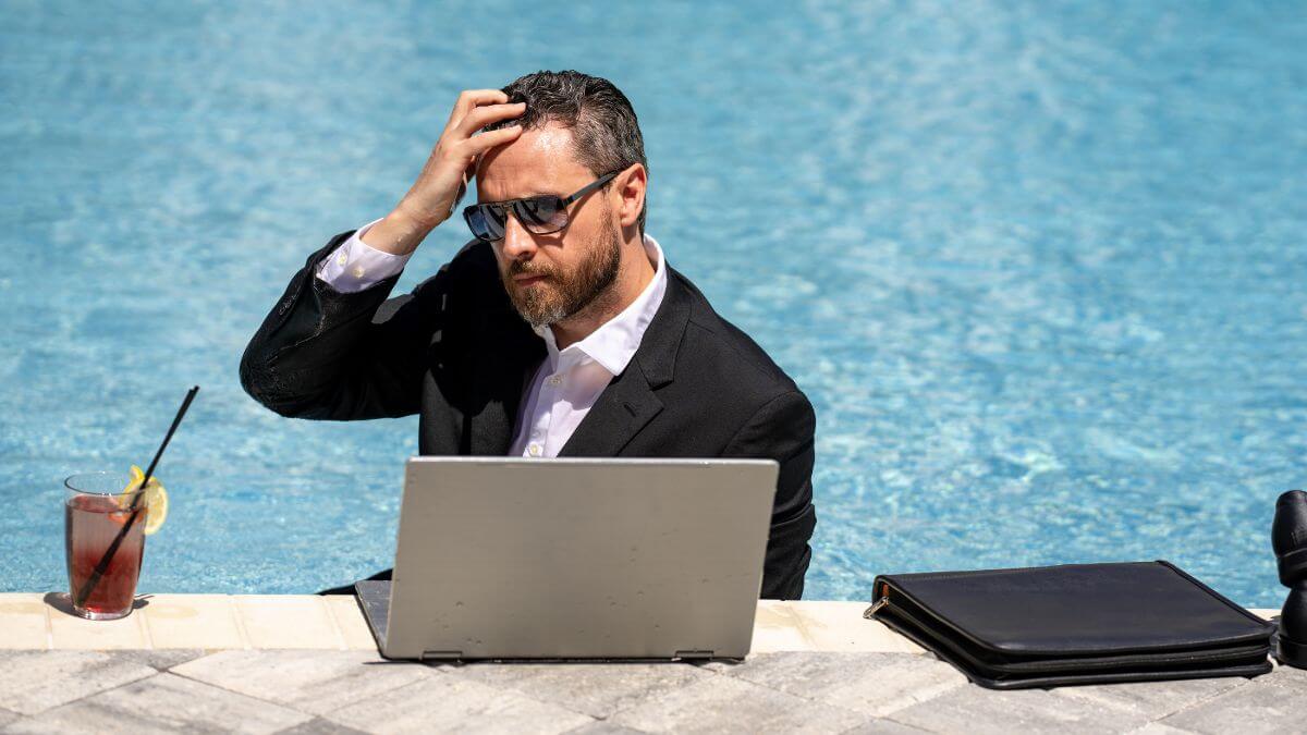 Puede la empresa elegir 15 días de mis vacaciones